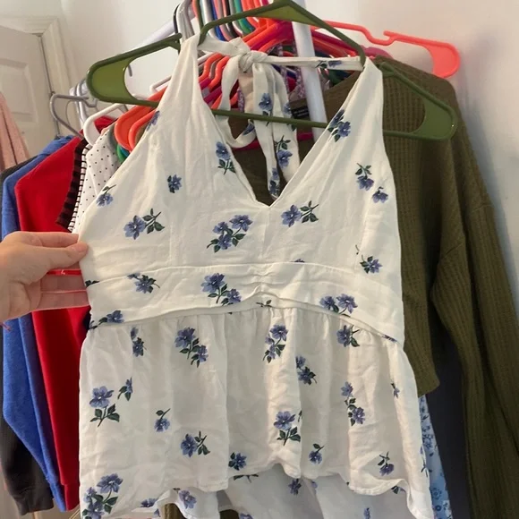 American eagle halter top - SO CUTE - Picture 1 of 3